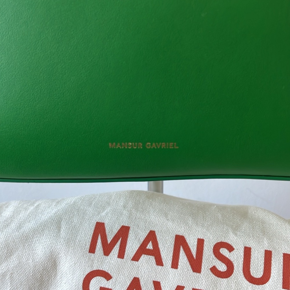 mansur Gavriel Green M baguette hobo nwot - Picture 4 of 8